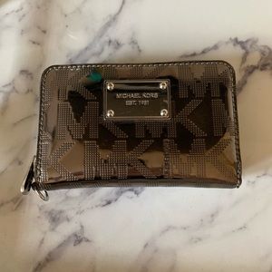 Michael Kors Wallet 🎉SALE